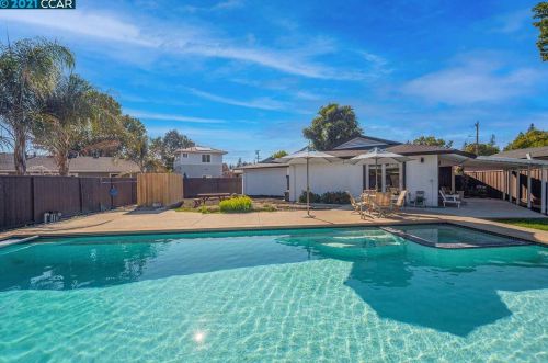 69 Fordham Ct, Concord CA  94523-1523 exterior