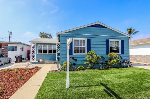 5426 138th St, Hawthorne, CA 90250-6432
