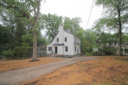 20 Condit Rd, Mountain Lakes NJ  07046-1203 exterior