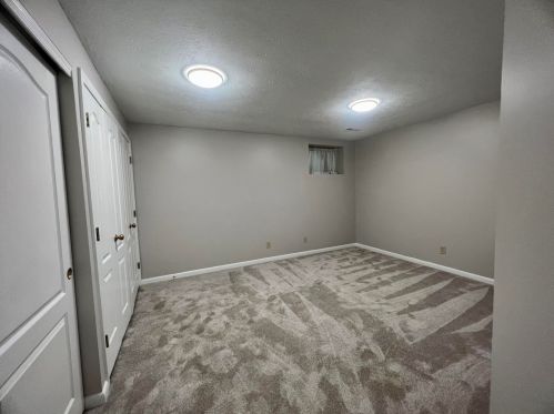 950 Oakmont Ct, Hamilton KY  41091-7723 exterior