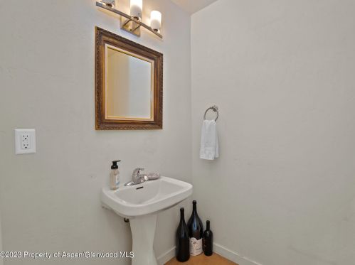 3143 Snake River Dr, Grand Junction CO  81504-2444 exterior