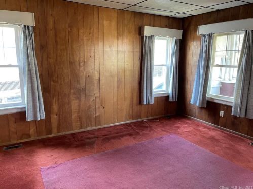 479 Commonwealth Ave, New Britain CT 06053-2404 exterior