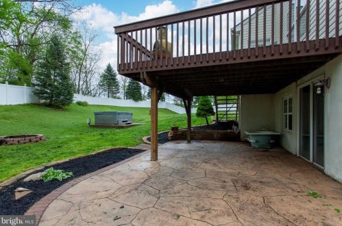 50 Ashley Cir, Gilbertsville PA  19525-8876 exterior