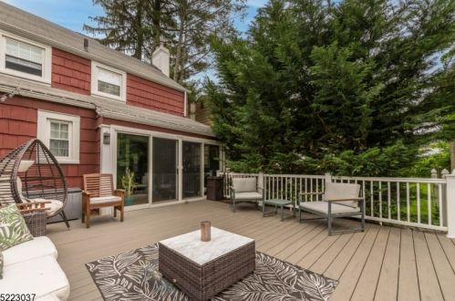 30 Berkshire Rd, Maplewood NJ 07040-1430 exterior