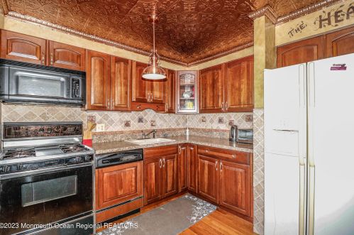 602 Ranger Dr, Lacey NJ  08731-1901 exterior