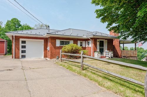 791 Youngstown Ridge Rd, Latrobe, PA 15650-3707