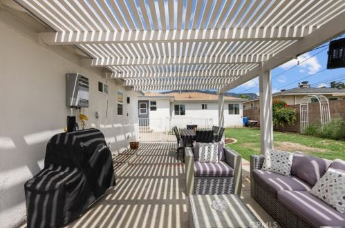 744 Carroll Ave, Glendora CA  91741-3525 exterior