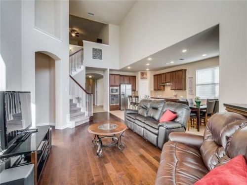 3052 Seabrook Dr, Oak Point, TX 75068-7836