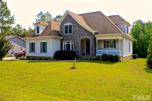 100 Muirfield Dr, Youngsville, NC 27596-2015