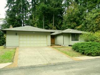 420 Paxford Ln, Bremerton, WA 98311-2496