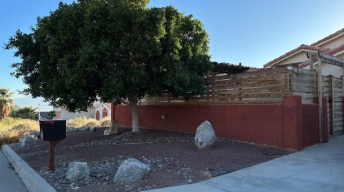 9805 Verbena Dr, Desert Hot Springs CA  92240-1908 exterior