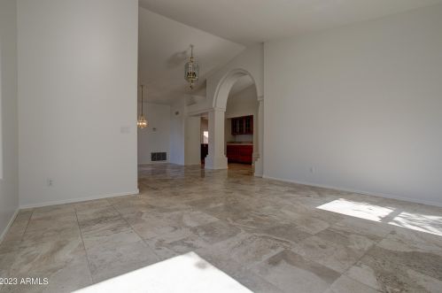 4632 Crocus Dr, Phoenix AZ 85032-5747 exterior