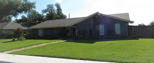 10026 Cromwell Dr, Dallas TX  75229-5919 exterior