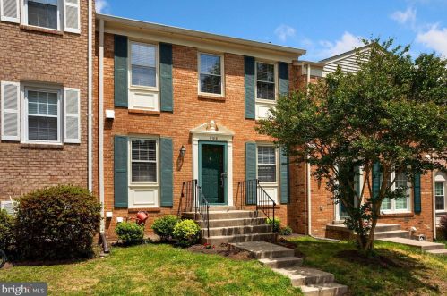 11318 Cromwell Ct, Woodbridge, VA 22192-1129