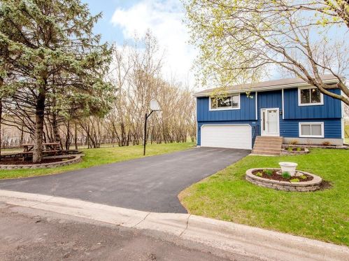 1755 Farrington St, Saint Paul, MN 55113-6781