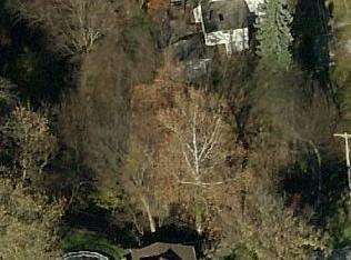 840 4th St, Verona, PA 15147-1429