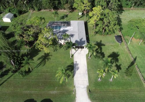 16745 Wiltshire Dr, Town Of Loxahatchee Groves FL  33470-4060 exterior