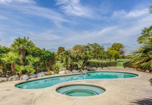 64 Pebble Beach Dr, Rancho Mirage CA  92270-1608 exterior
