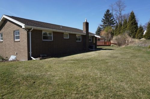 347 Jenny Lynn Dr, Moon Twp, PA 15108-3207