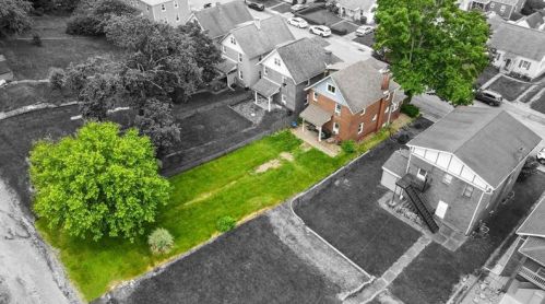 2652 Beaver Rd, Ambridge, PA 15003-1413
