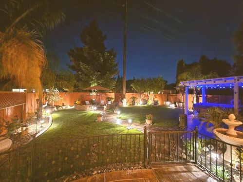 9318 Marlemont Cir, Elk Grove CA 95758-7605 exterior