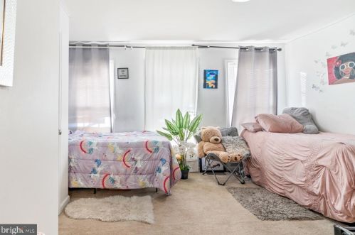 15614 John Diskin Cir, Woodbridge VA  22191-6538 exterior