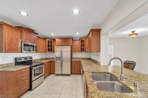 2911 5 Pl, Cape Coral FL  33904-3410 exterior