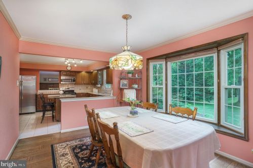 13 Beth Dr, Prospectville PA 19002-1930 exterior