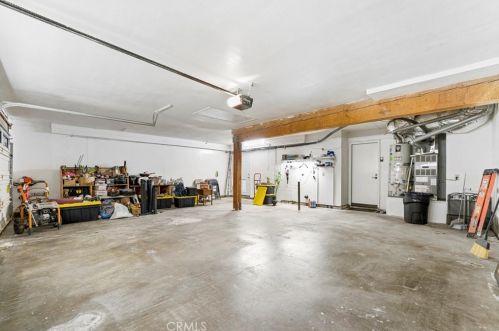 1090 Heaton Moor Dr, Walnut CA  91789-4329 exterior