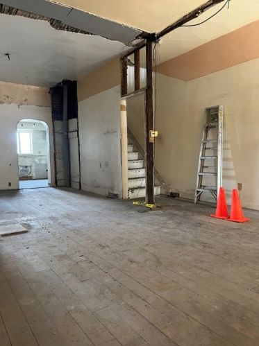 5229 Stanton Ave, Pittsburgh PA  15201-2592 exterior