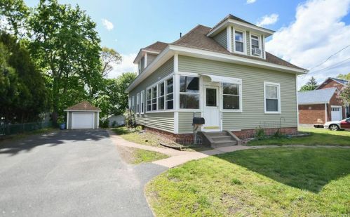156 Summit St, Manchester, CT 06040-4224
