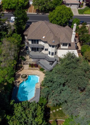 130 American Riv Cyn Dr, Folsom CA  95630-7145 exterior