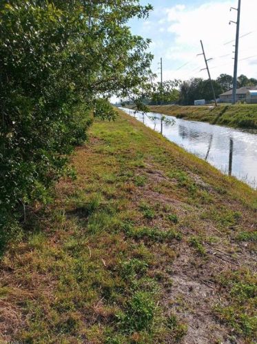 3011 1 St, Lehigh Acres FL 33976-2303 exterior