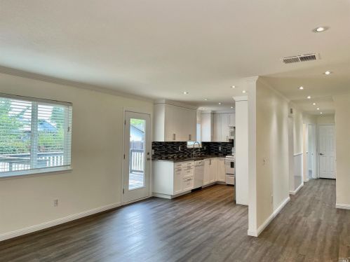 4929 Sea Wolf Dr, Santa Rosa, CA 95409-3526
