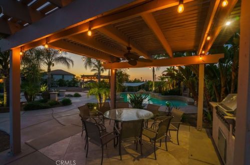 17732 7 Spg Way, Riverside CA 92504-9459 exterior