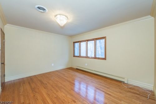 5 Round Hill Ter, Kinnelon NJ  07405-3217 exterior