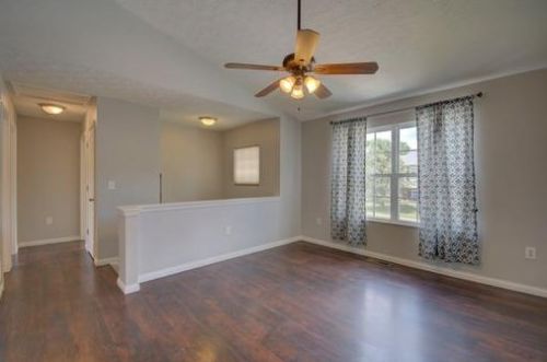 6592 Garcia Ct, Florence, KY 41042-4245