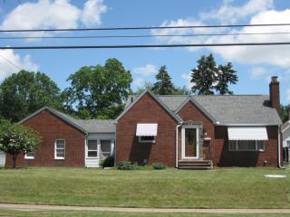 706 Broad Ave, Canton, OH 44708-4332