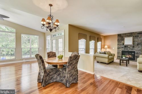 527 Rugby Ct, Purcellville VA  20132-3415 exterior