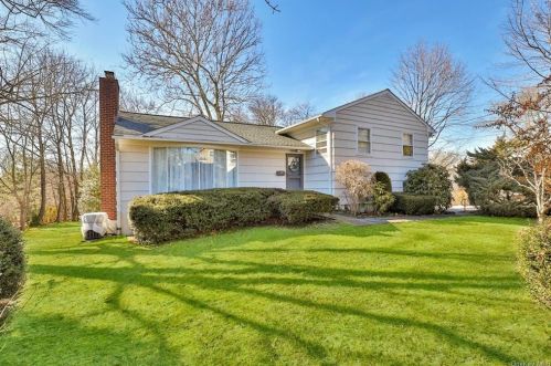 625 North St, White Plains, NY 10605-3018
