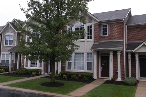 11820 Broadway, Crown Point IN  46307-8877 exterior