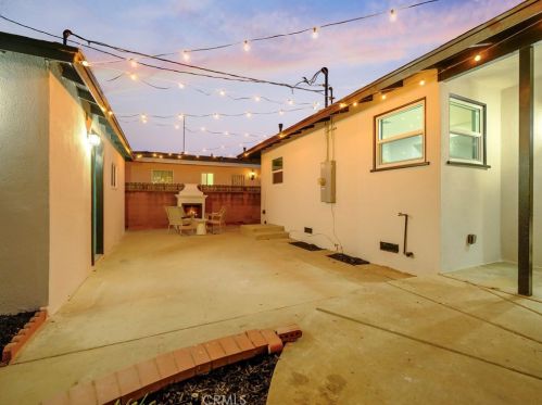 12912 Gramercy Pl, Gardena CA  90249-1808 exterior