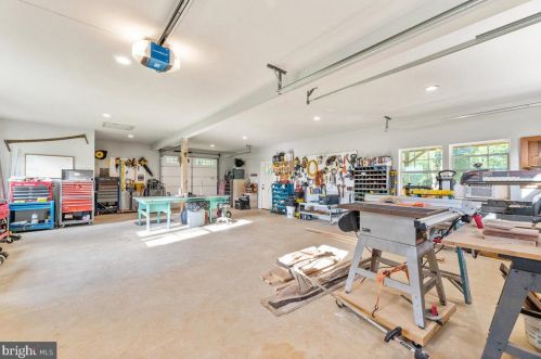 10719 Kettle Run Rd, Nokesville VA  20181-1715 exterior