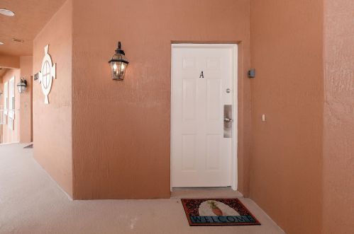 8313 Mulligan Cir, Fort Pierce, FL 34986-3281