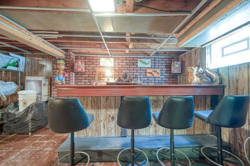 760 Blackhawk Rd, Beaver Falls PA  15010-1511 exterior