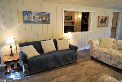 37422 Georgia Dr, Frankford DE  19945-3654 exterior