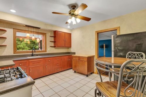 114 Francis Ave, Beaver Falls PA  15010-1333 exterior