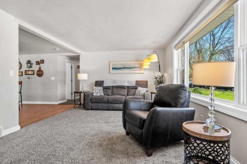 2200 Mahon Ct, Green Bay, WI 54311-7412