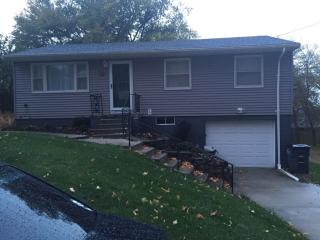 11 Terrace Ave, Treynor, IA 51575-7118