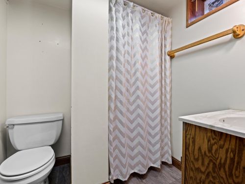 1110 Evergreen Dr, Waukesha WI  53188-2318 exterior